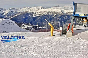 Горная вершина Monte Fraiteve (2702 m ). Веб камеры Сестриере онлайн