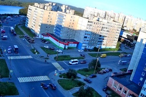 Перекресток улиц Скальная и Мира. Веб-камеры Мурманска