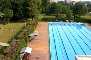 Спорткомплекс Starz, открытый бассейн. Веб камеры Страконице онлайн