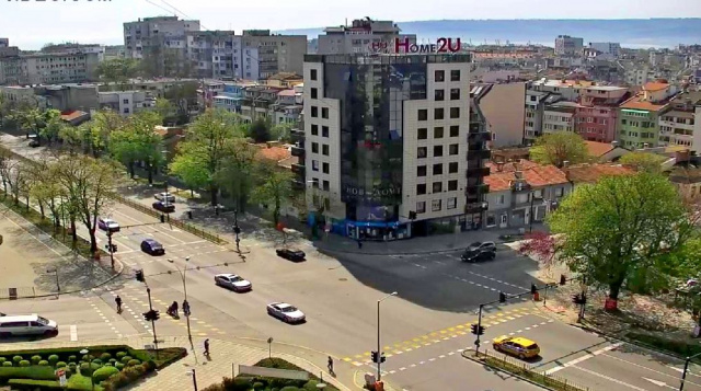 Бульвар Владислава Варненчика. Веб камеры Варны онлайн