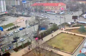 Площадь Борцов Революции. Веб камеры Бишкека онлайн
