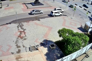 Памятник Токареву. Веб-камеры Евпатории