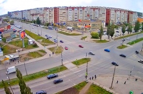 Перекресток Суворова и Каменской. Веб-камеры Каменска-Уральского
