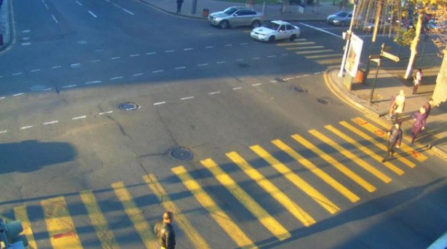 Перекресток улиц Туманяна - Терян. Ереван онлайн
