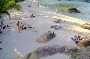 Отель Crystal Bay Beach Resort веб камера онлайн