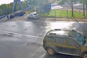 Городской стадион. Ракурс 4. Веб-камеры Оленегорска онлайн