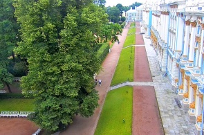 Вид на Екатерининский парк с церковного флигеля. Веб-камеры Пушкина