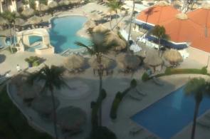 Playa Linda Beach Resort. Веб камеры Арубы онлайн