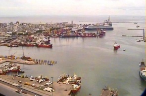 Порт города Монтевидео веб камера онлайн